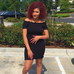 Meet your Posher, Niya